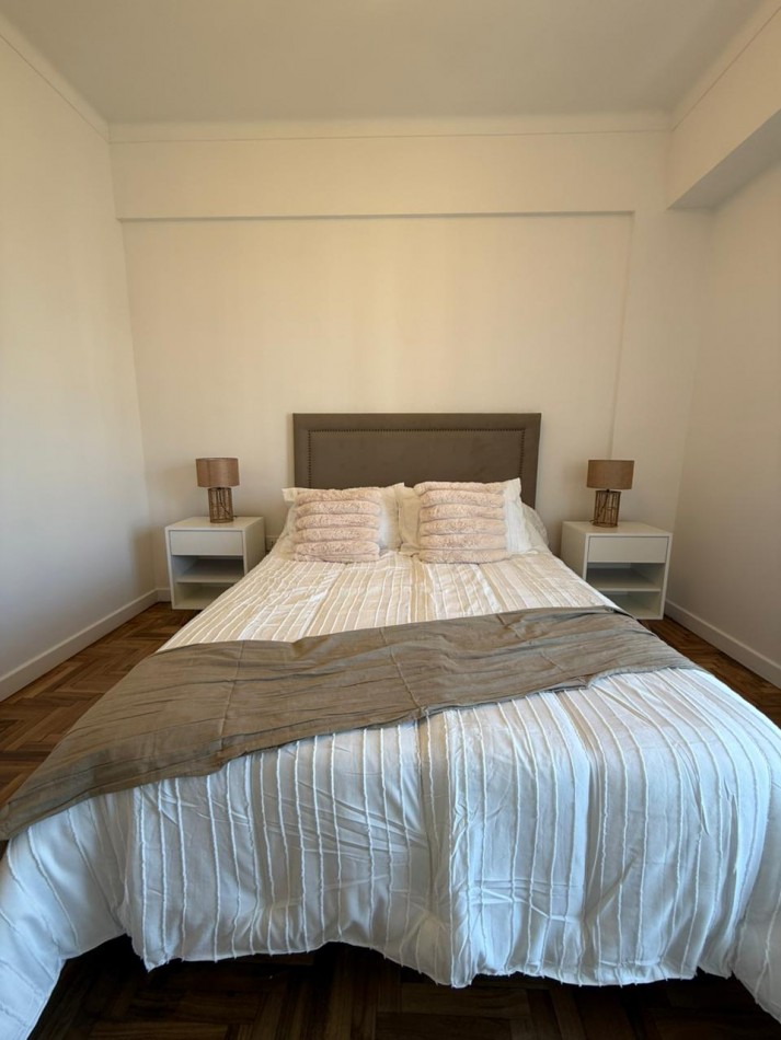 Departamento 2 ambientes con dependencia a la calle vista al mar