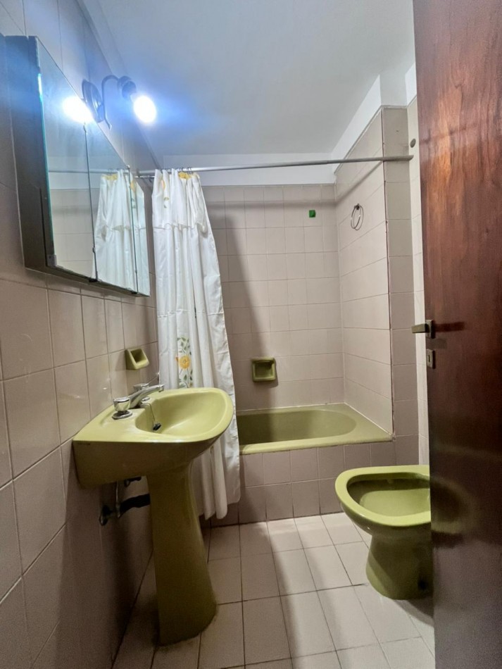 Departamento 2 ambientes lateral en venta mar del plata