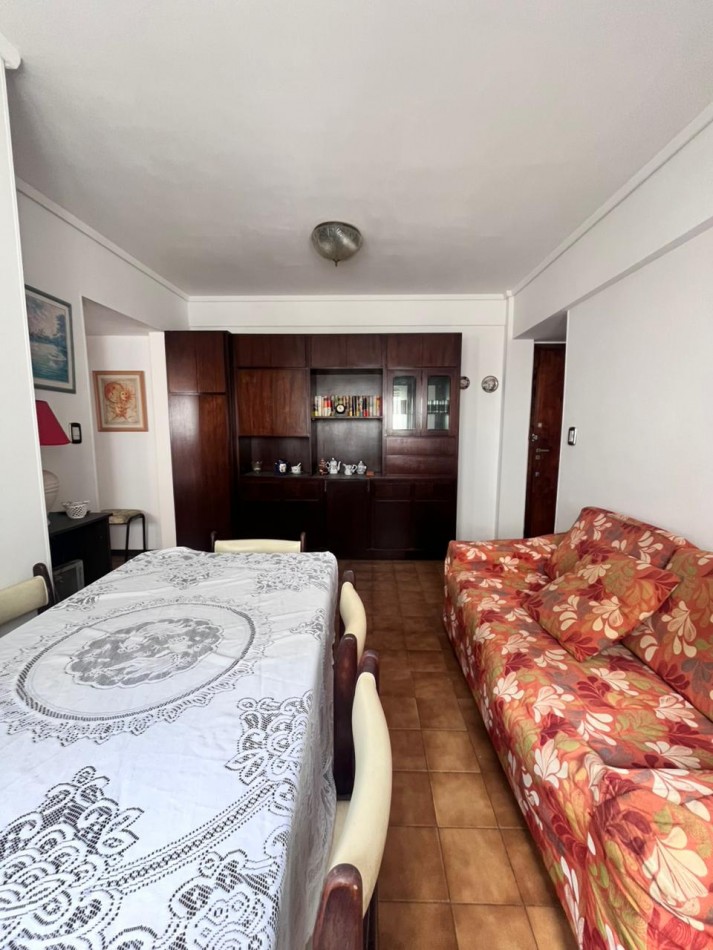 Departamento 2 ambientes lateral en venta mar del plata
