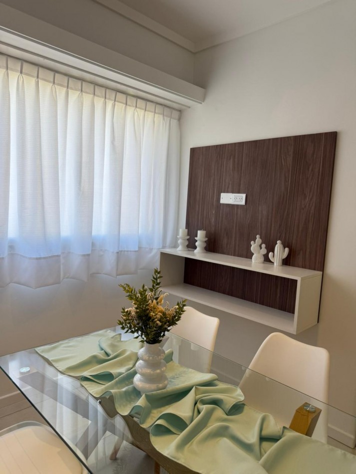 Departamento 1 ambiente con ventanal a la calle