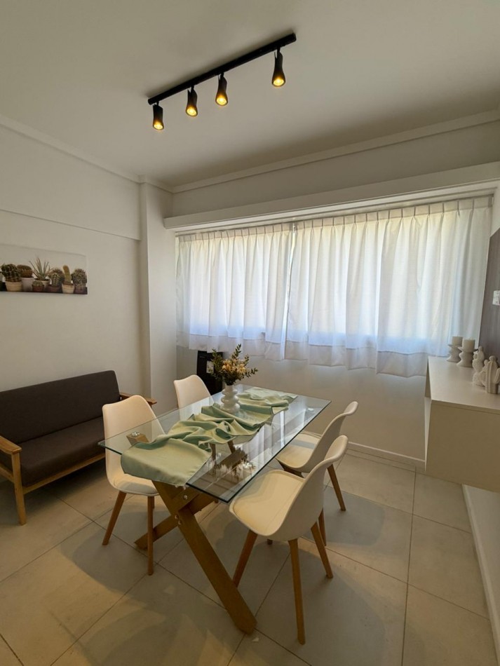 Departamento 1 ambiente con ventanal a la calle