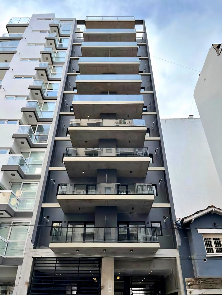 Departamento 2 ambientes con cochera cubierta en venta mar del plata