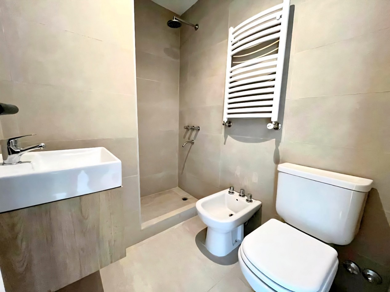 Departamento 2 ambientes con cochera cubierta en venta mar del plata