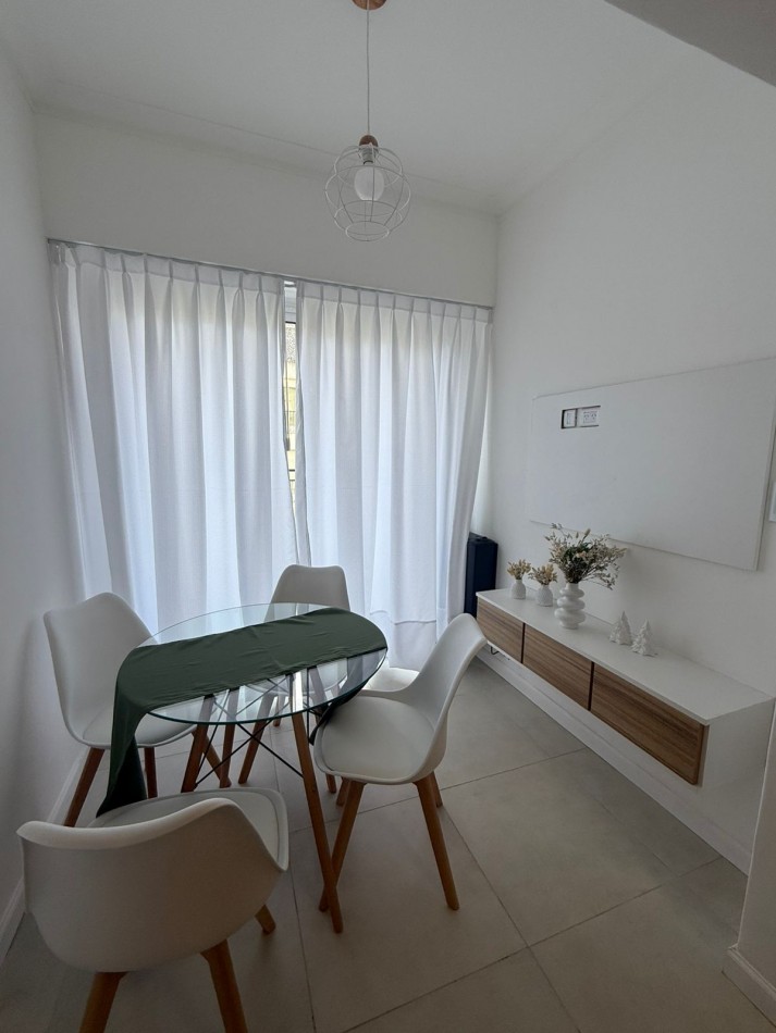 1 ambiente con balcon a la calle en venta centro de mar del plata