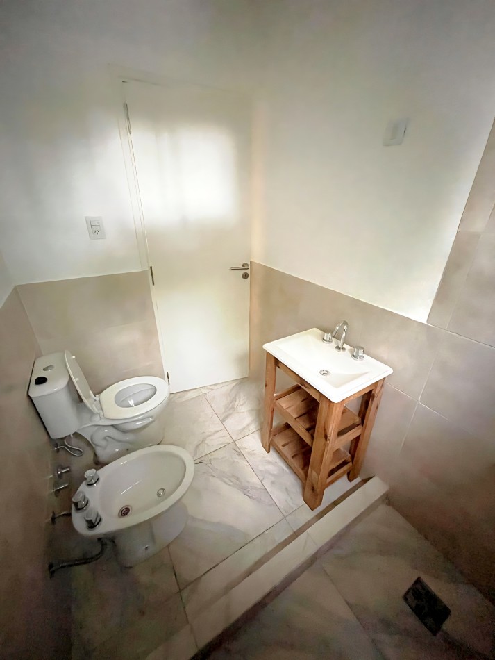 Oportunidad PH 2 ambientes al frente en venta