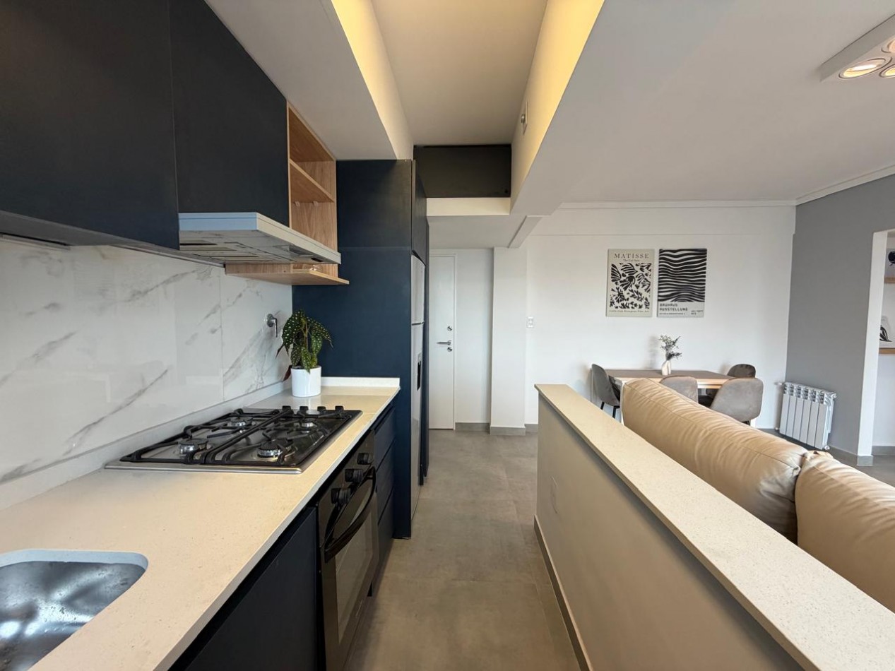 DEPARTAMENTO 2 AMBIENTES CON VISTA AL MAR Y COCHERA DOBLE 