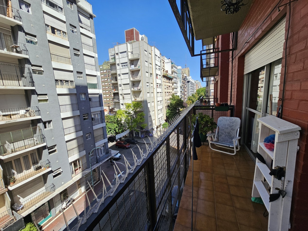 DEPARTAMENTO 2 AMBIENTES CON BALCON A LA CALLE EN VENTA MAR DEL PLATA