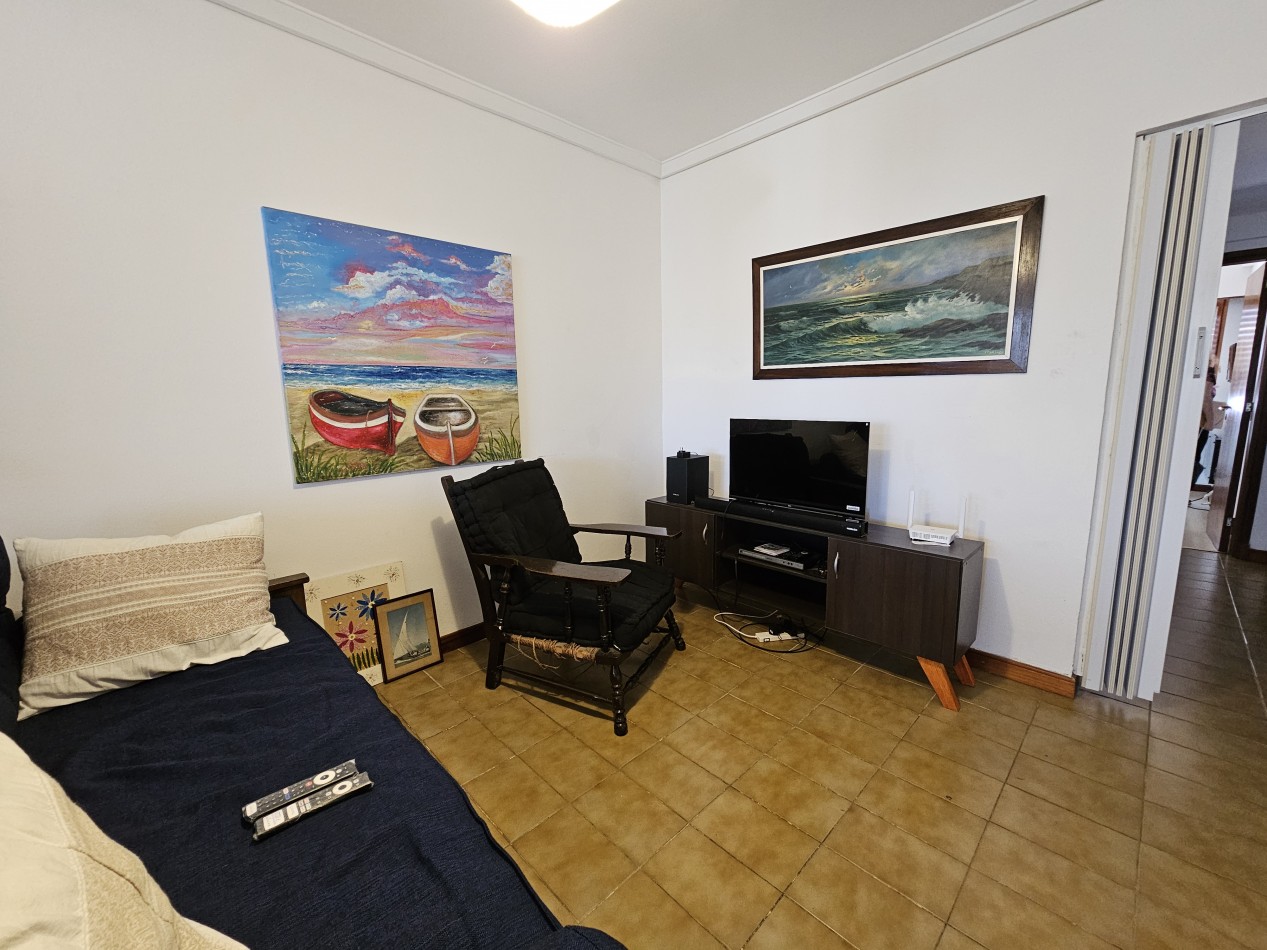 DEPARTAMENTO 3 AMBIENTES AL FRENTE CON COCHERA 