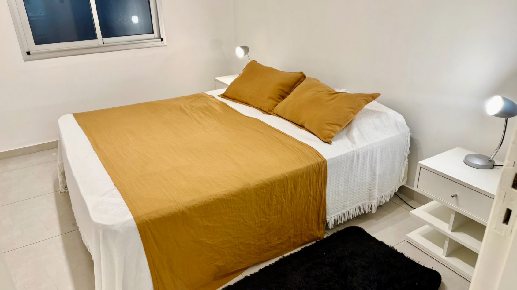 DEPARTAMENTO 2 AMBIENTES RECICLADO A NUEVO FRENTE A PLAZA MITRE