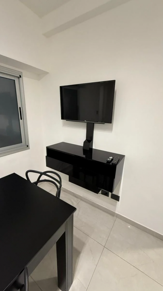 DEPARTAMENTO 2 AMBIENTES RECICLADO A NUEVO FRENTE A PLAZA MITRE