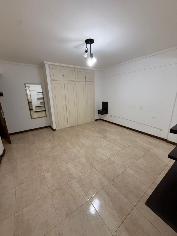 DEPARTAMENTO 1 AMBIENTE A METROS DE PLAZA COLON