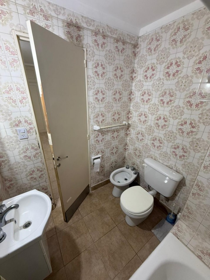 DEPARTAMENTO 1 AMBIENTE A METROS DE PLAZA COLON