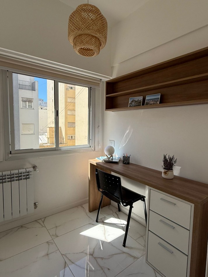 Departamento 3 ambientes + escritorio al frente en venta