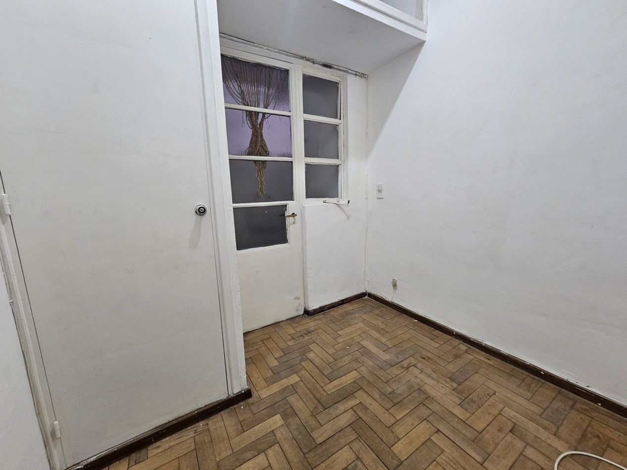 DEPARTAMENTO 3 AMBIENTES CON DEPENDENCIA Y BALCON A LA CALLE ALQUILER 24 MESES