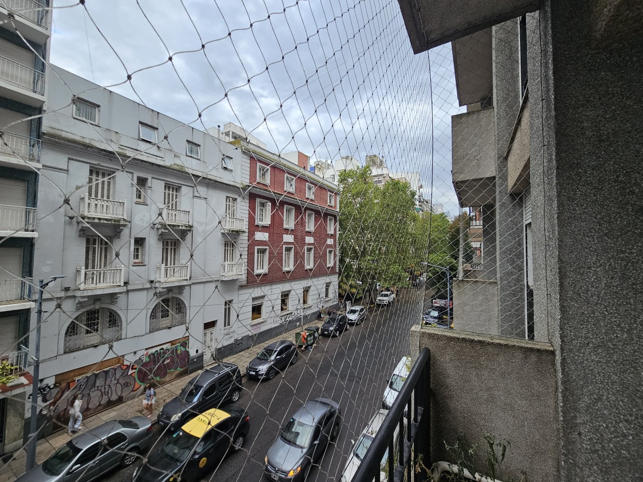 DEPARTAMENTO 3 AMBIENTES CON DEPENDENCIA Y BALCON A LA CALLE ALQUILER 24 MESES