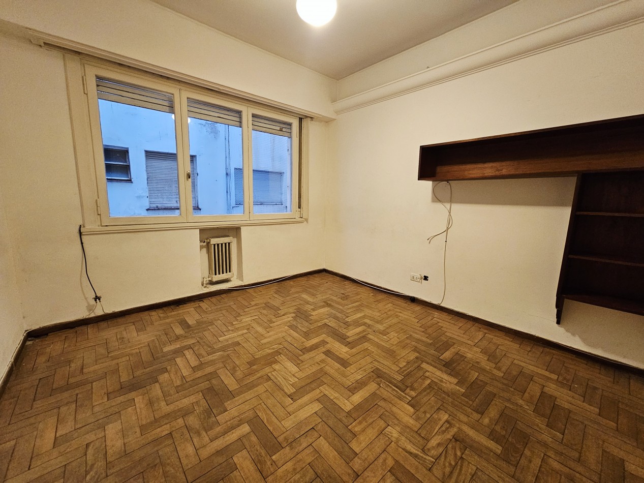 DEPARTAMENTO 3 AMBIENTES CON DEPENDENCIA Y BALCON A LA CALLE ALQUILER 24 MESES