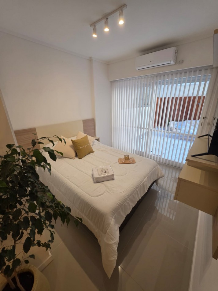 Departamento 1 ambiente con patio en venta 