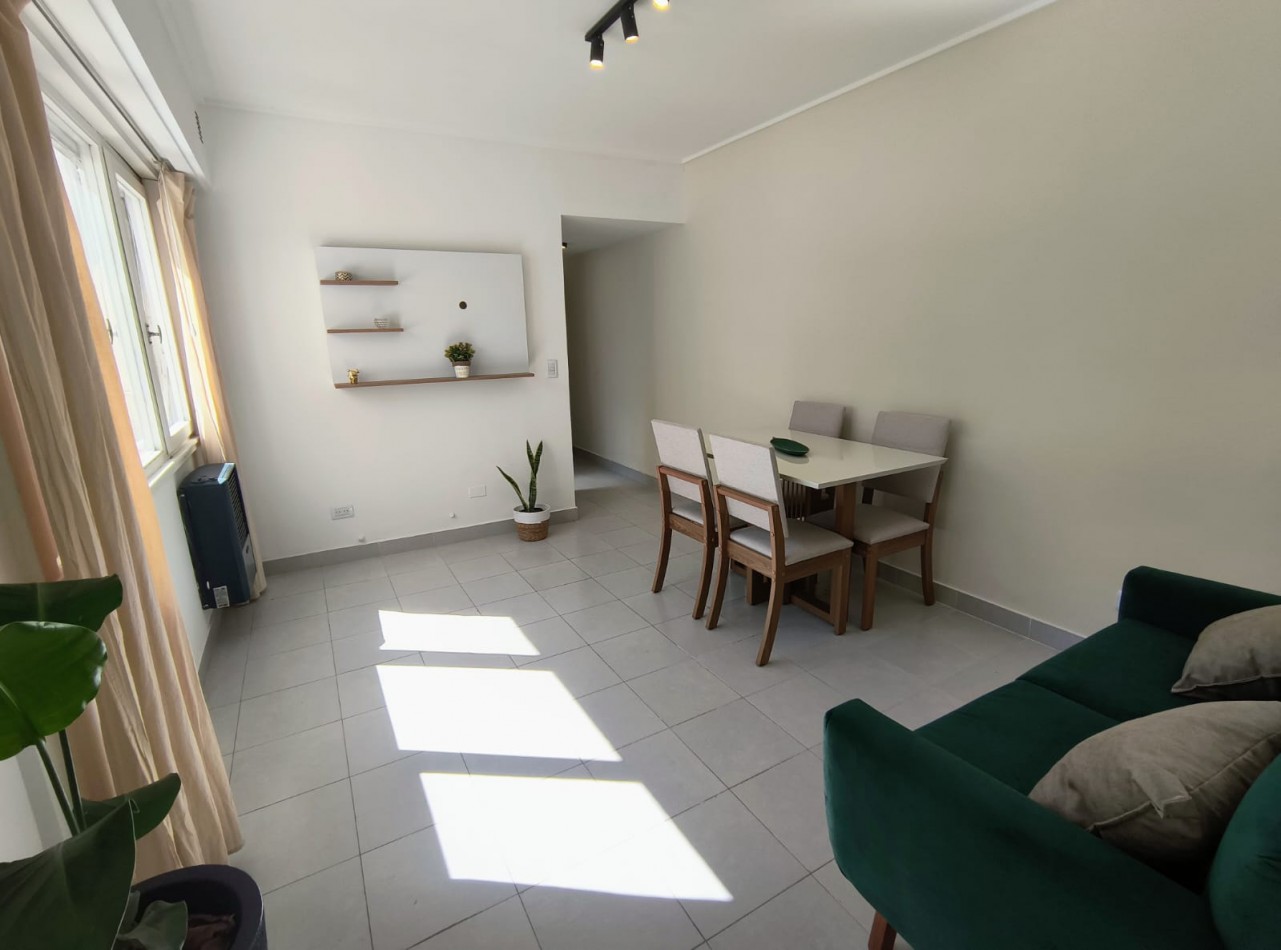 Departamento 2 ambientes con cochera en venta centro mar del plata