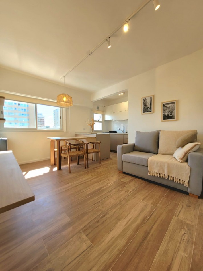 Departamento de 2 Ambientes totalmente reciclado con cochera