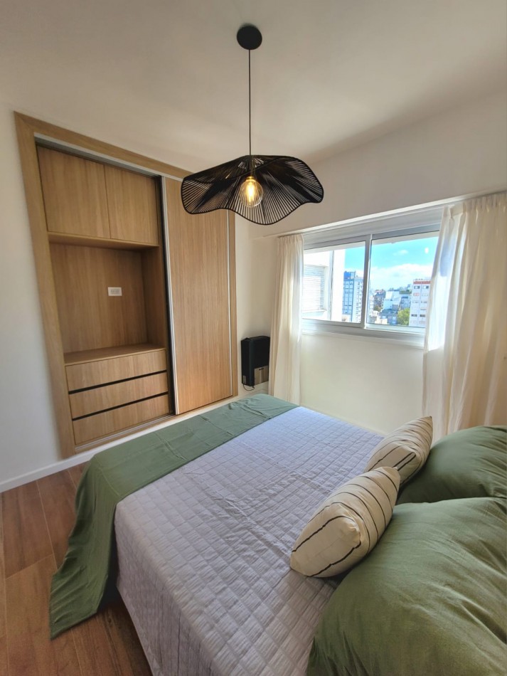 Departamento de 2 Ambientes totalmente reciclado con cochera