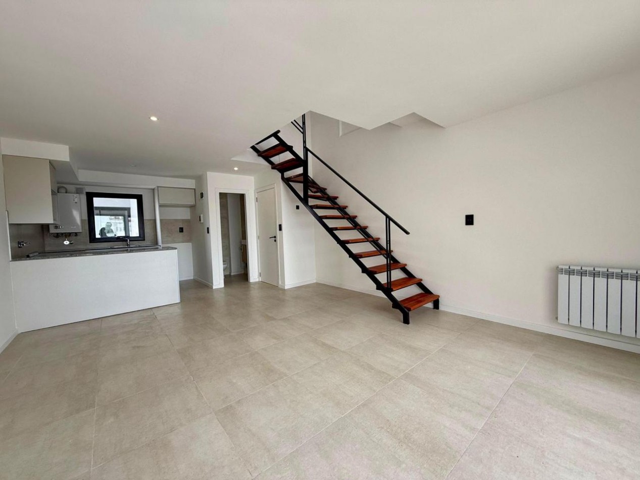 Departamento 3 ambientes en duplex zona paseo aldrey venta