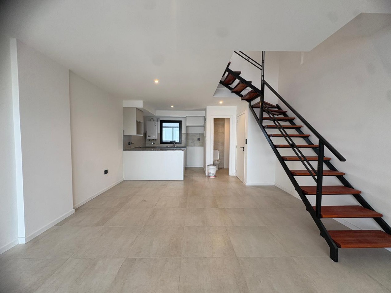 Departamento 3 ambientes en duplex zona paseo aldrey venta