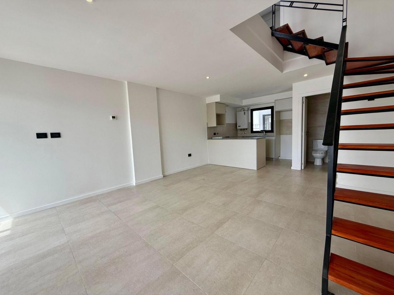 Departamento 3 ambientes en duplex zona paseo aldrey venta