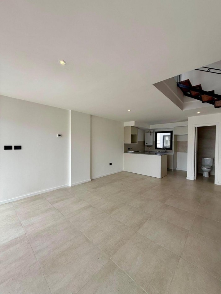 Departamento 3 ambientes en duplex zona paseo aldrey venta