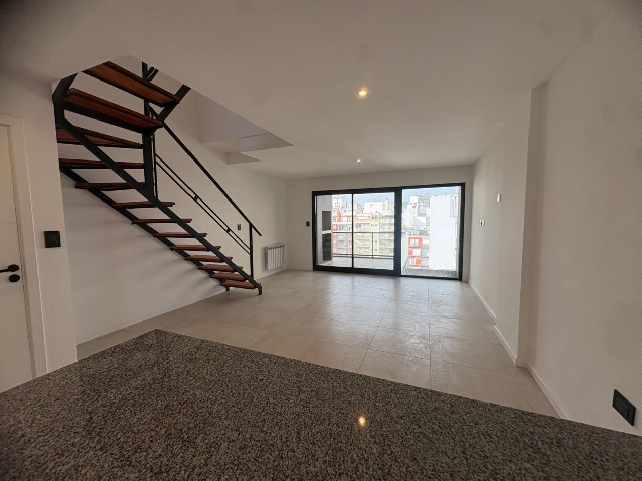 Departamento 3 ambientes en duplex zona paseo aldrey venta