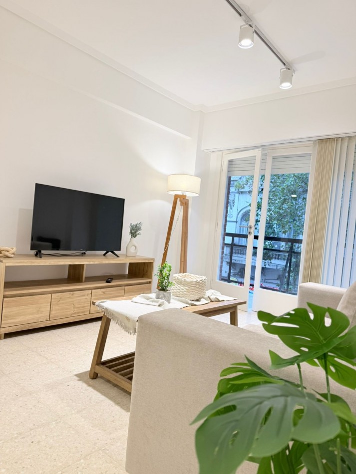 DEPARTAMENTO 3 AMBIENTES CON DEPENDENCIA EN VENTA - MAR DEL PLATA