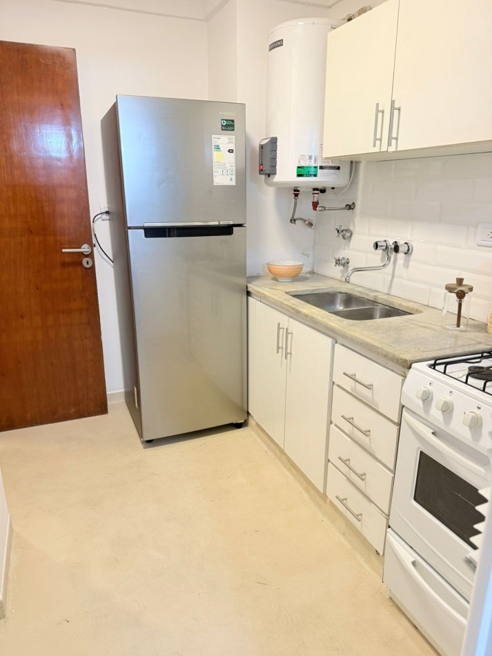 DEPARTAMENTO 3 AMBIENTES CON DEPENDENCIA EN VENTA - MAR DEL PLATA