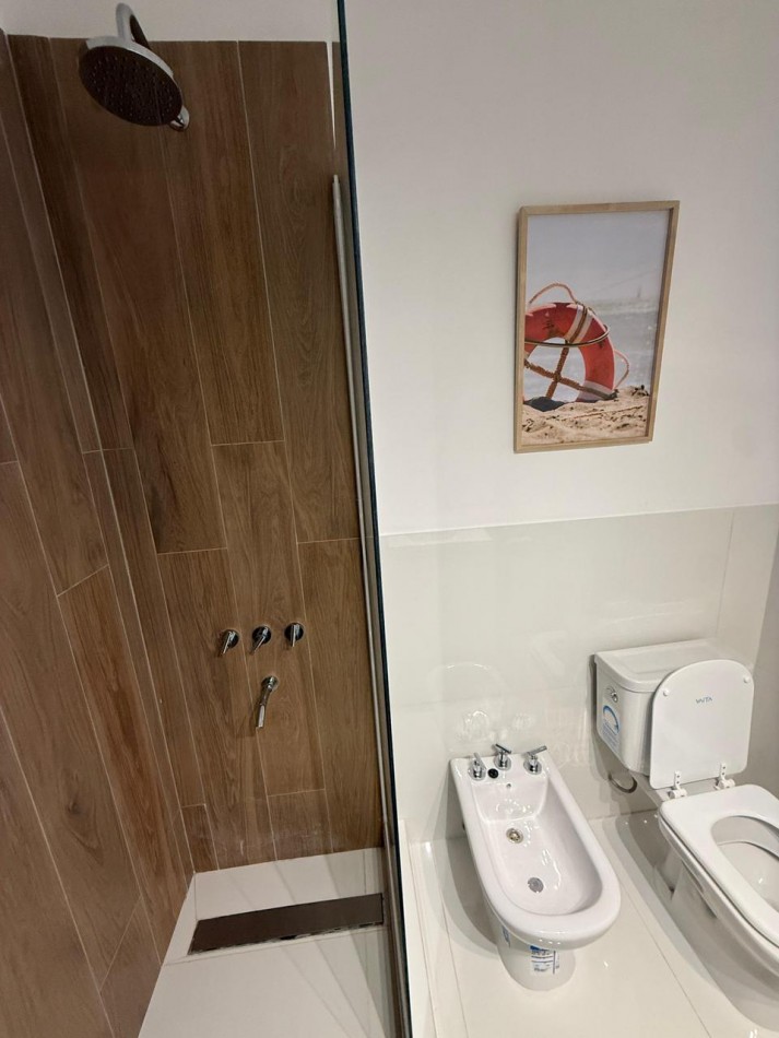 Departamento 3 ambientes con dos patios propios en venta