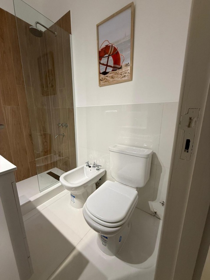 Departamento 3 ambientes con dos patios propios en venta