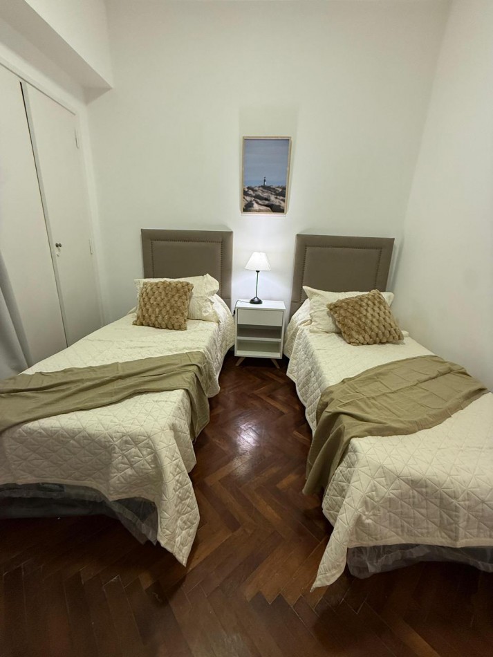 Departamento 3 ambientes con dos patios propios en venta