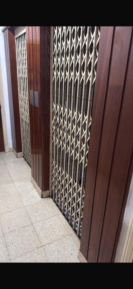 Departamento 3 ambientes con dos patios propios en venta