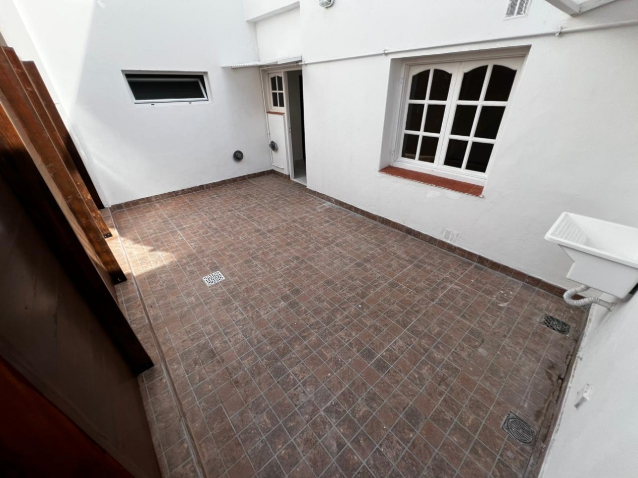 PH 2 AMBIENTES CON PATIO EN VENTA MAR DEL PLATA