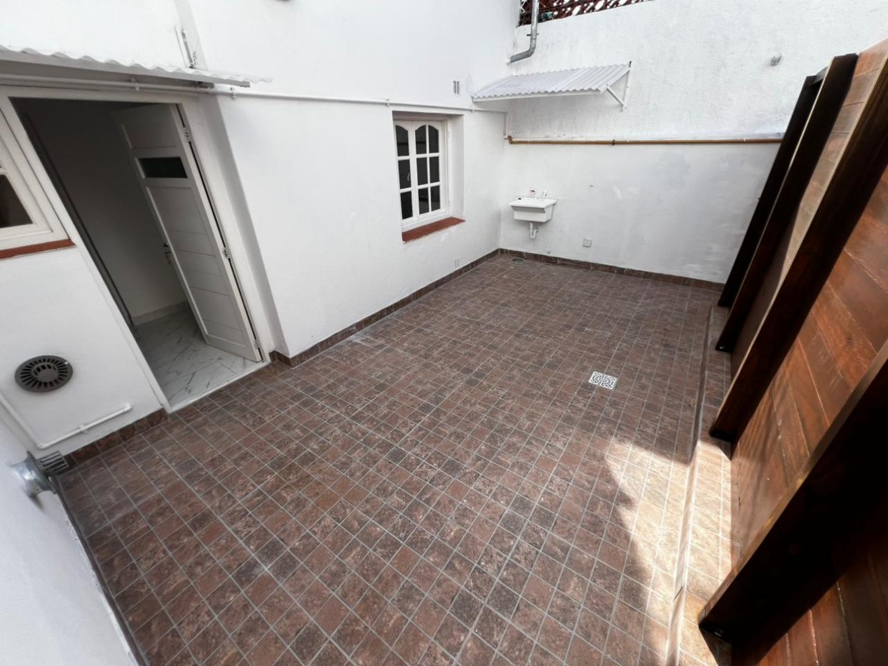 PH 2 AMBIENTES CON PATIO EN VENTA MAR DEL PLATA