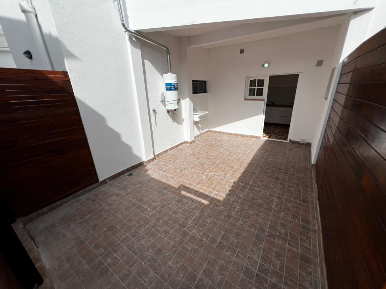 PH 1 AMBIENTE EN VENTA CON PATIO