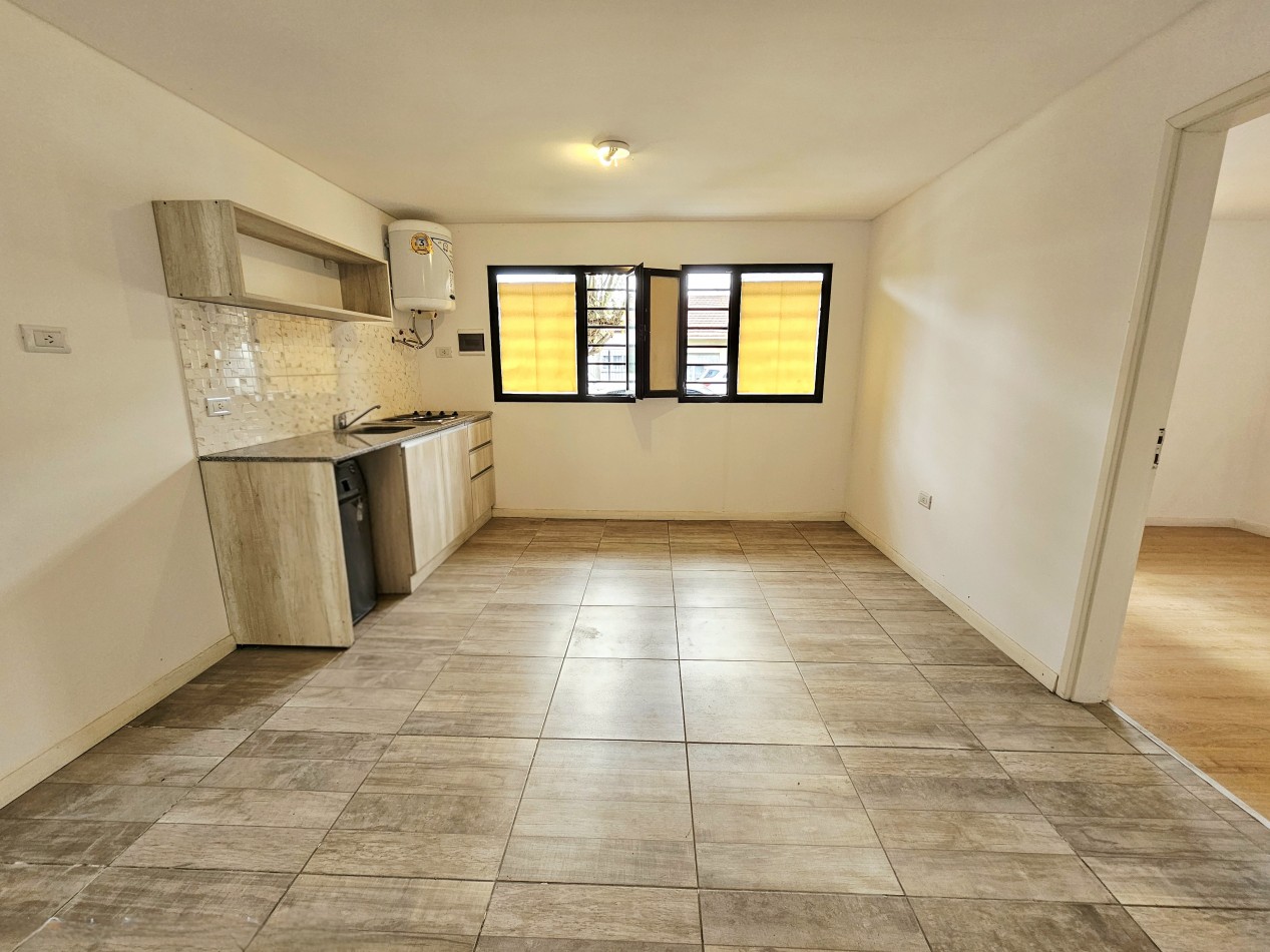 DEPARTAMENTO PH 2 AMBIENTES ZONA PINOS DE ANCHORENA