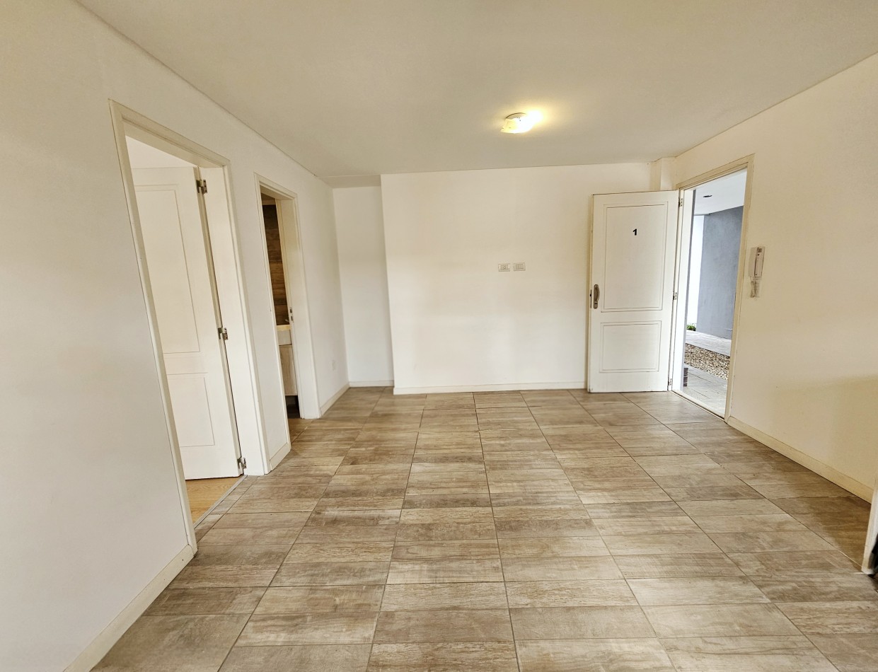 DEPARTAMENTO PH 2 AMBIENTES ZONA PINOS DE ANCHORENA