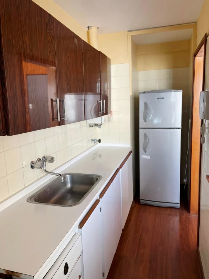 DEPARTAMENTO 2 AMBIENTES EN VENTA FRENTE AL MAR