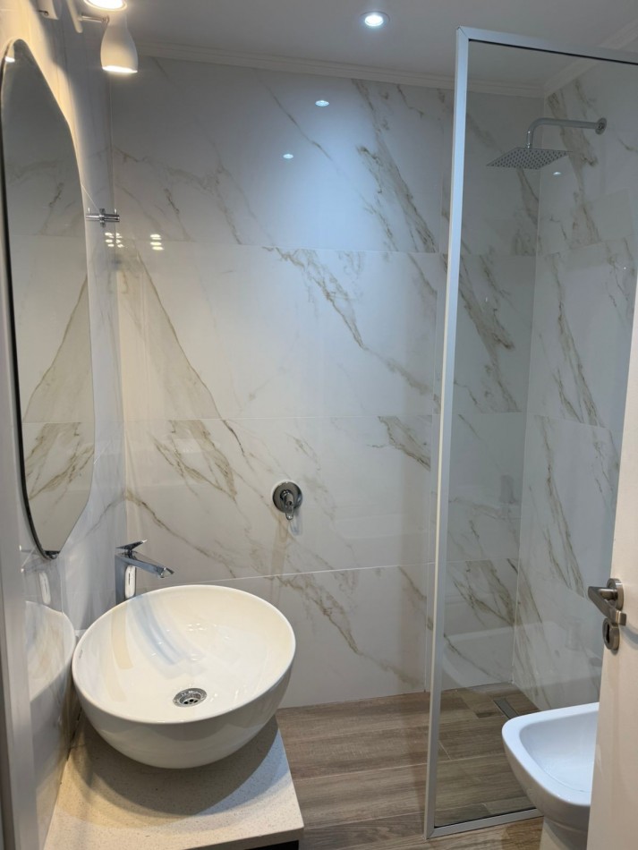Departamento 3 ambientes a 1 cuadra del mar en venta