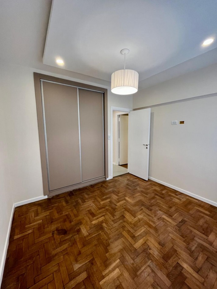 Departamento 3 ambientes con Balcon y dependencia en venta