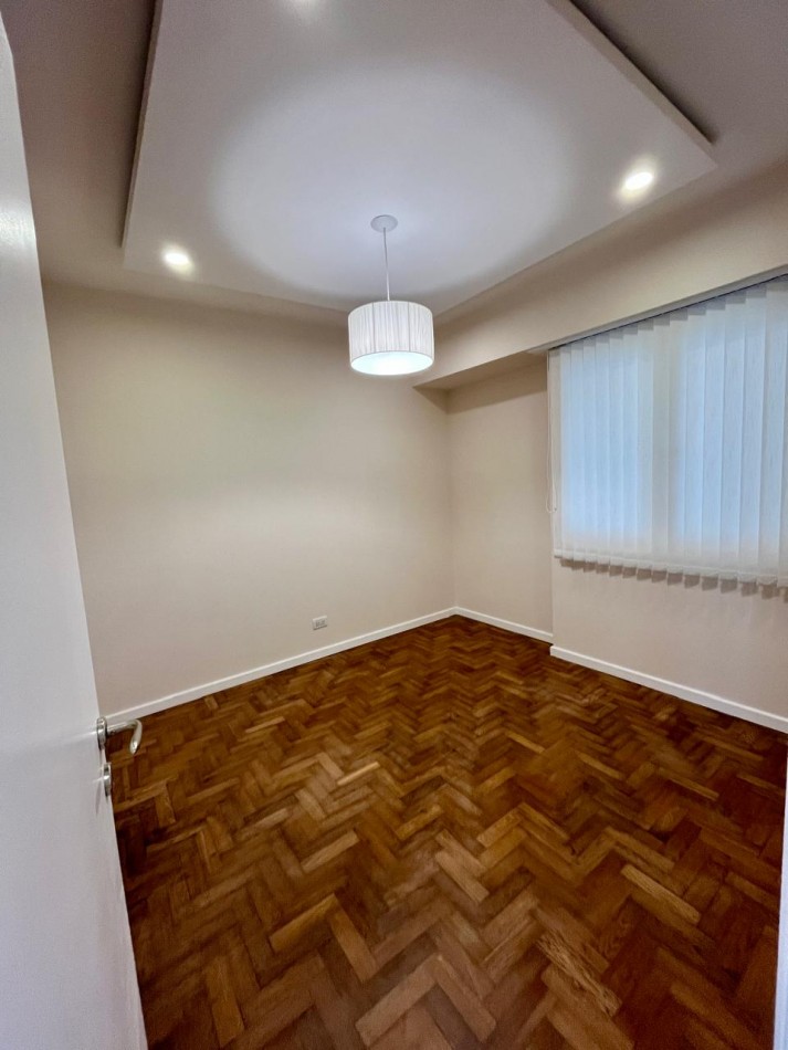 Departamento 3 ambientes con Balcon y dependencia en venta