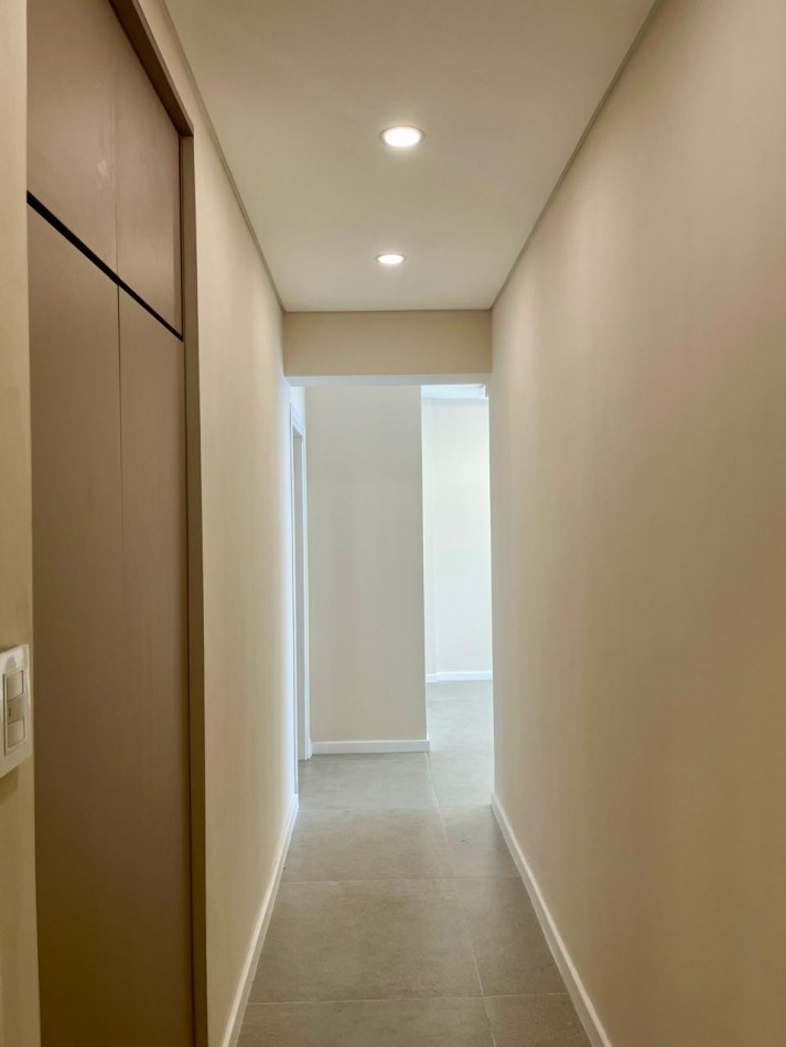 Departamento 3 ambientes con Balcon y dependencia en venta