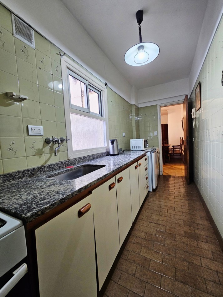 DEPARTAMENTO 2 AMBIENTES CON COCHERA EN VENTA