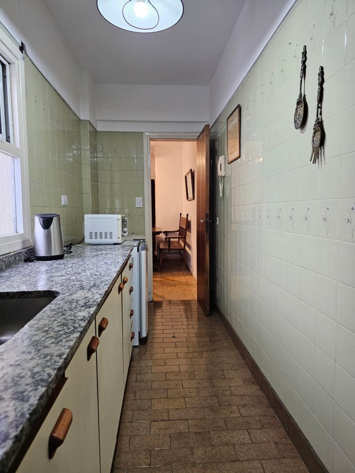 DEPARTAMENTO 2 AMBIENTES CON COCHERA EN VENTA