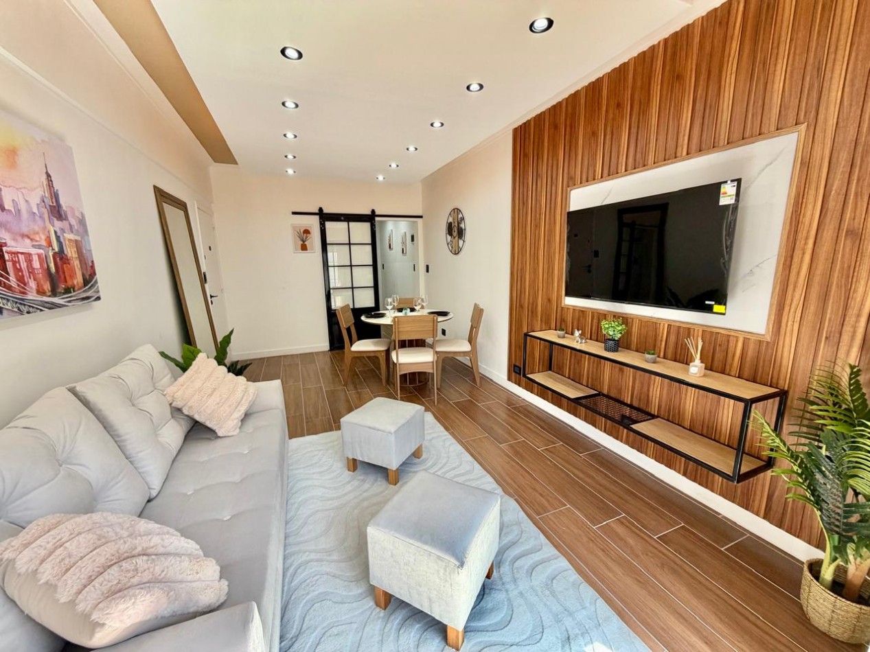DEPARTAMENTO 2 AMBIENTES A LA CALLE CON BALCON SALIENTE