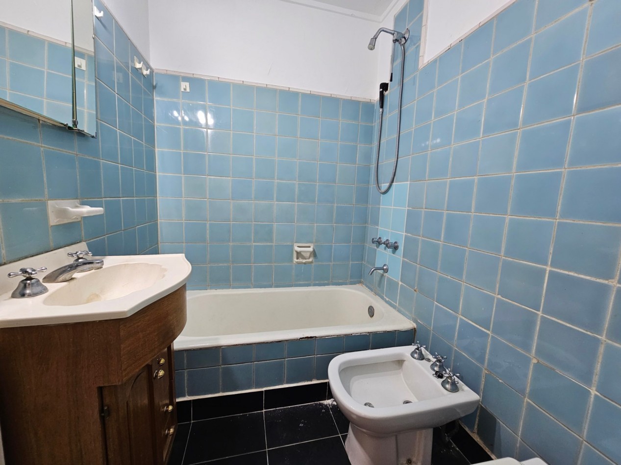 DEPARTAMENTO 2 AMBIENTES CON BALCON AL FRENTE VENTA