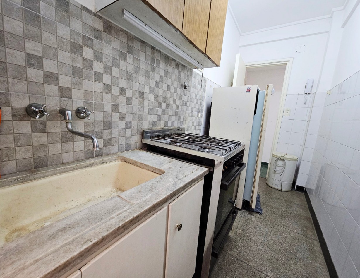 DEPARTAMENTO 2 AMBIENTES CON BALCON AL FRENTE VENTA